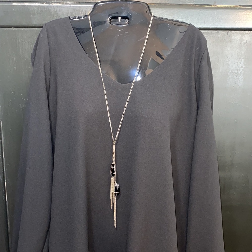 Black & silver stone necklace